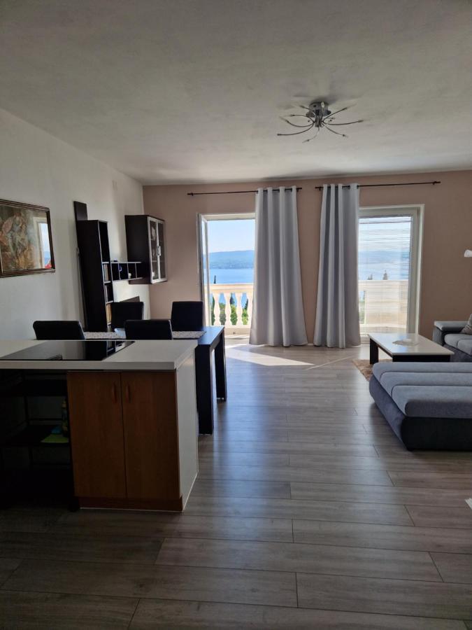 Apartments Velic Crikvenica Eksteriør bilde