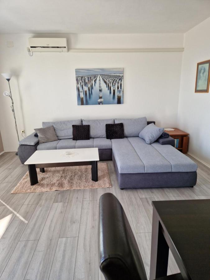 Apartments Velic Crikvenica Eksteriør bilde