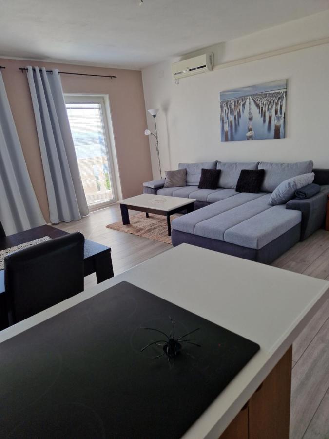 Apartments Velic Crikvenica Eksteriør bilde
