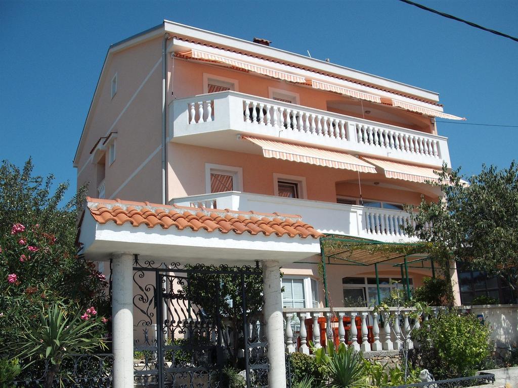 Apartments Velic Crikvenica Eksteriør bilde